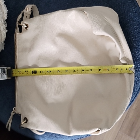 Cream faux leather handbag from H&M - Picture 10 of 10